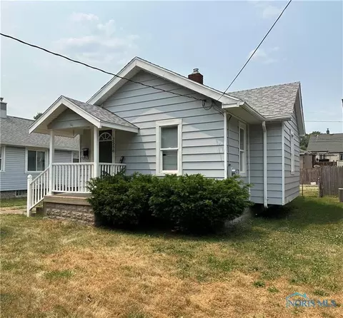2556 Westbrook Dr, Toledo, OH 43613