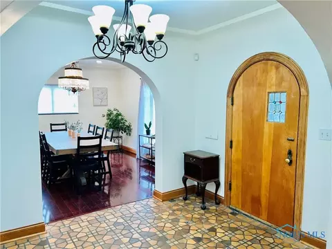 2132 Parkside Blvd, Toledo, OH 43607 photo 6