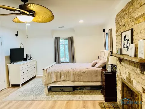 2132 Parkside Blvd, Toledo, OH 43607 photo 15
