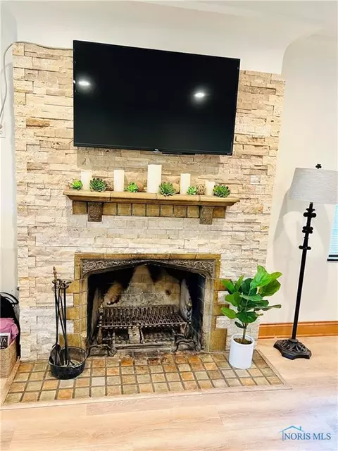 2132 Parkside Blvd, Toledo, OH 43607 photo 3