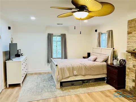 2132 Parkside Blvd, Toledo, OH 43607 photo 14