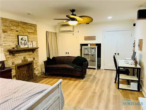 2132 Parkside Blvd, Toledo, OH 43607 photo 17