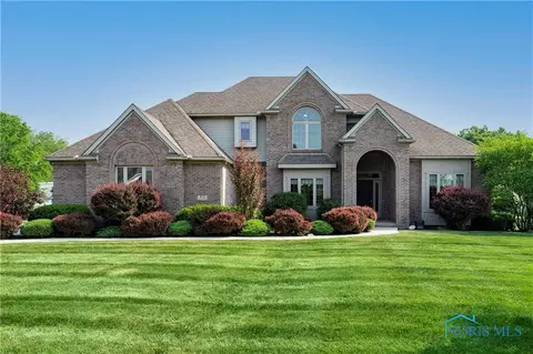 613 Prairie Rose Dr, Perrysburg, OH 43551