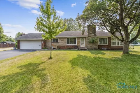 625 Woodworth Dr, Findlay, OH 45840