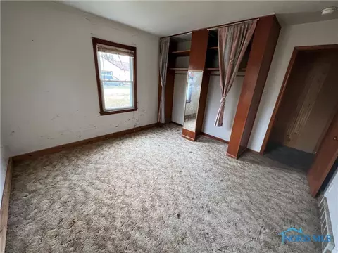 5859 Willacker Rd, Oregon, OH 43616 photo 7