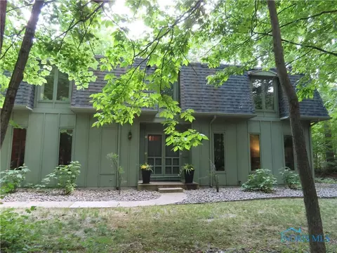 112 Troder St, Bryan, OH 43506