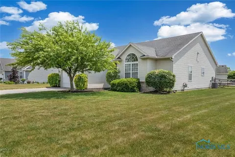 1859 Woods Hole Rd, Perrysburg, OH 43551