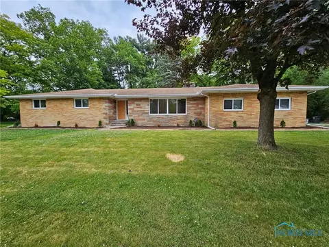 4907 Swanbrook Ct, Toledo, OH 43614