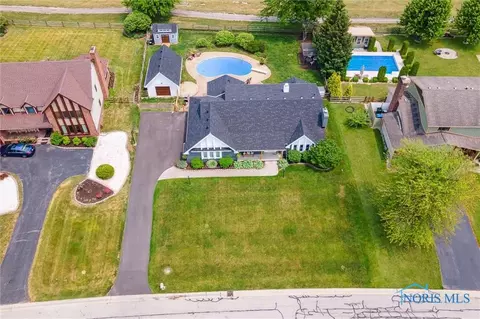 2949 W Course Rd, Maumee, OH 43537 photo 2