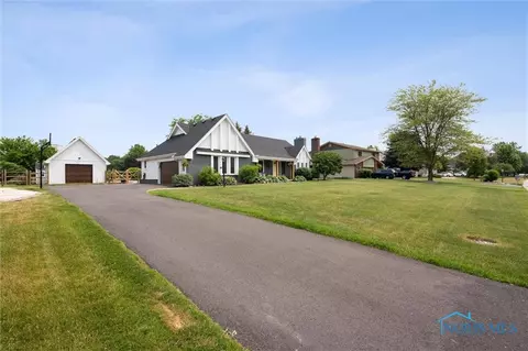 2949 W Course Rd, Maumee, OH 43537 photo 4