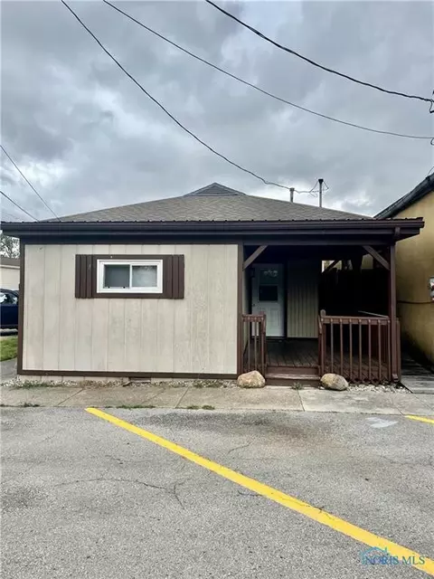 135 Allen St, Hamler, OH 43524