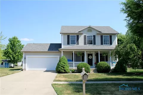 1126 Quail Hollow Dr, Bowling Green, OH 43402