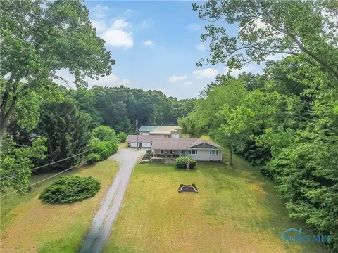 5964 County Road 2, Swanton, OH 43558
