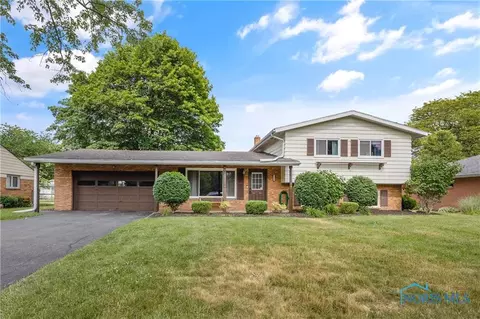 2233 Greenlawn Dr, Toledo, OH 43614