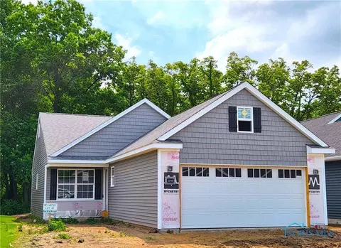 2048 Sunrise Creek Dr, Toledo, OH 43615