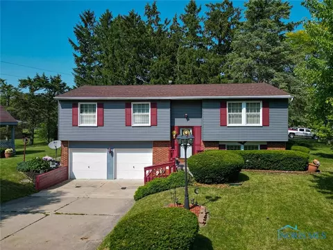 297 Chesterton Dr, Perrysburg, OH 43551