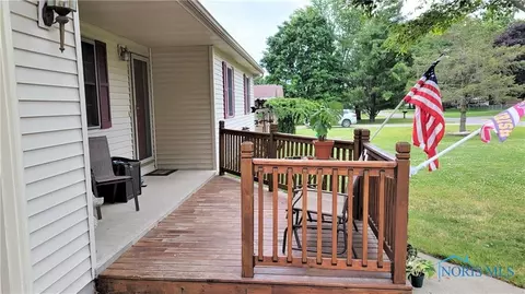505 Linda Dr, West Unity, OH 43570 photo 3