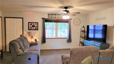 505 Linda Dr, West Unity, OH 43570 photo 4