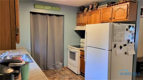 505 Linda Dr, West Unity, OH 43570 photo 10