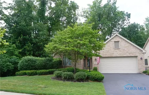6527 Carrietowne Ct, Toledo, OH 43615