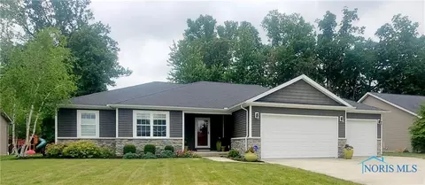1445 White Birch Dr, Findlay, OH 45840