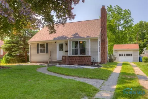1728 Gilbert Rd, Toledo, OH 43614