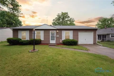 5612 S Glastonberry Rd, Toledo, OH 43613