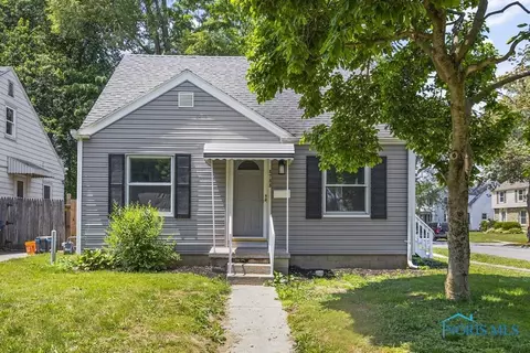 3733 Roanoke Rd, Toledo, OH 43613