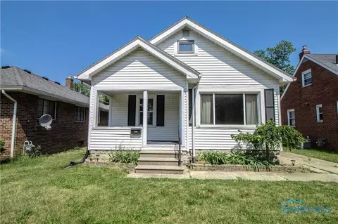 4030 Grantley Rd, Toledo, OH 43613