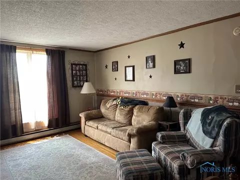 102 Franklin St, Edon, OH 43518 photo 17