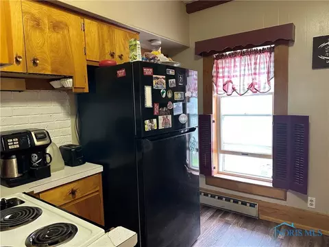 102 Franklin St, Edon, OH 43518 photo 9