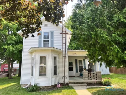 313 S High St, Vanlue, OH 45890