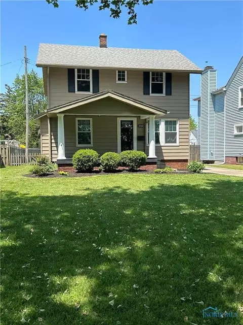 2018 Eastbrook Dr, Toledo, OH 43613
