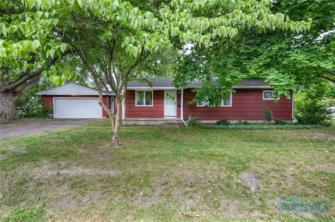 2131 Broadstone Rd, Toledo, OH 43615