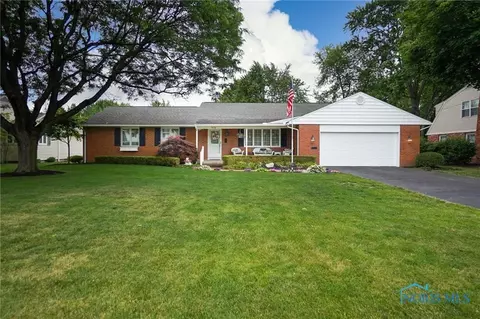 518 Orchard Ln, Findlay, OH 45840