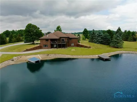 8208 County Rd E, Bryan, OH 43506