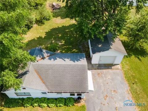 309 E South St, Wayne, OH 43466 photo 2