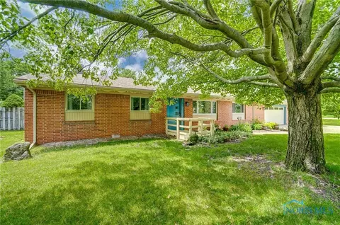 1606 Cedar Brown Rd, Curtice, OH 43412