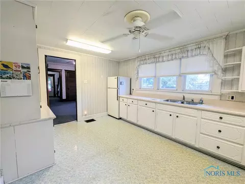 330 E Main St, Risingsun, OH 43457 photo 7