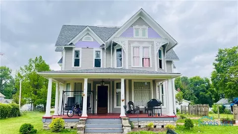 503 W Main St, Bellevue, OH 44811