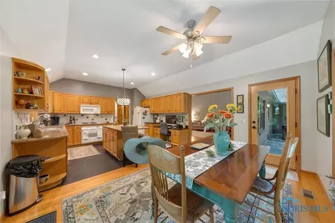 5420 Eber Rd, Whitehouse, OH 43571 photo 12