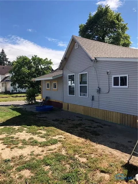 948 Vance St, Toledo, OH 43607 photo 3
