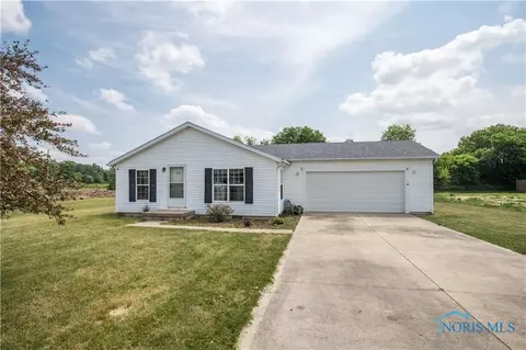 206 Railroad St, Wayne, OH 43466