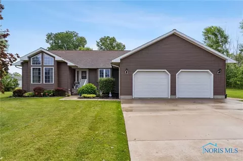704 S Gormley St, Forest, OH 45843 photo 2