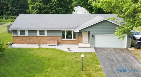 7866 Driftwood Dr, Findlay, OH 45840