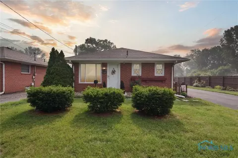 6014 Meteor Ave, Toledo, OH 43623
