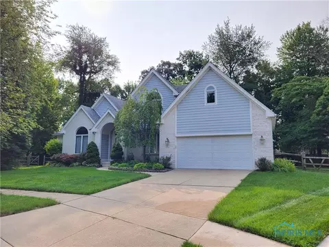 4220 Butternut Ct, Sylvania, OH 43560