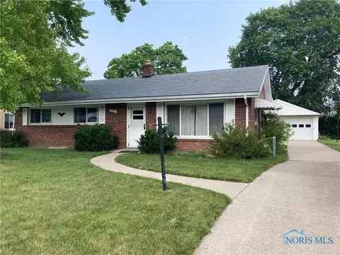3055 June Dr, Toledo, OH 43614