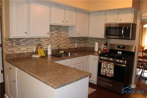 5064 S Eber Rd, Monclova, OH 43542 photo 10