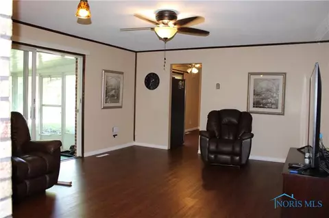 5064 S Eber Rd, Monclova, OH 43542 photo 3